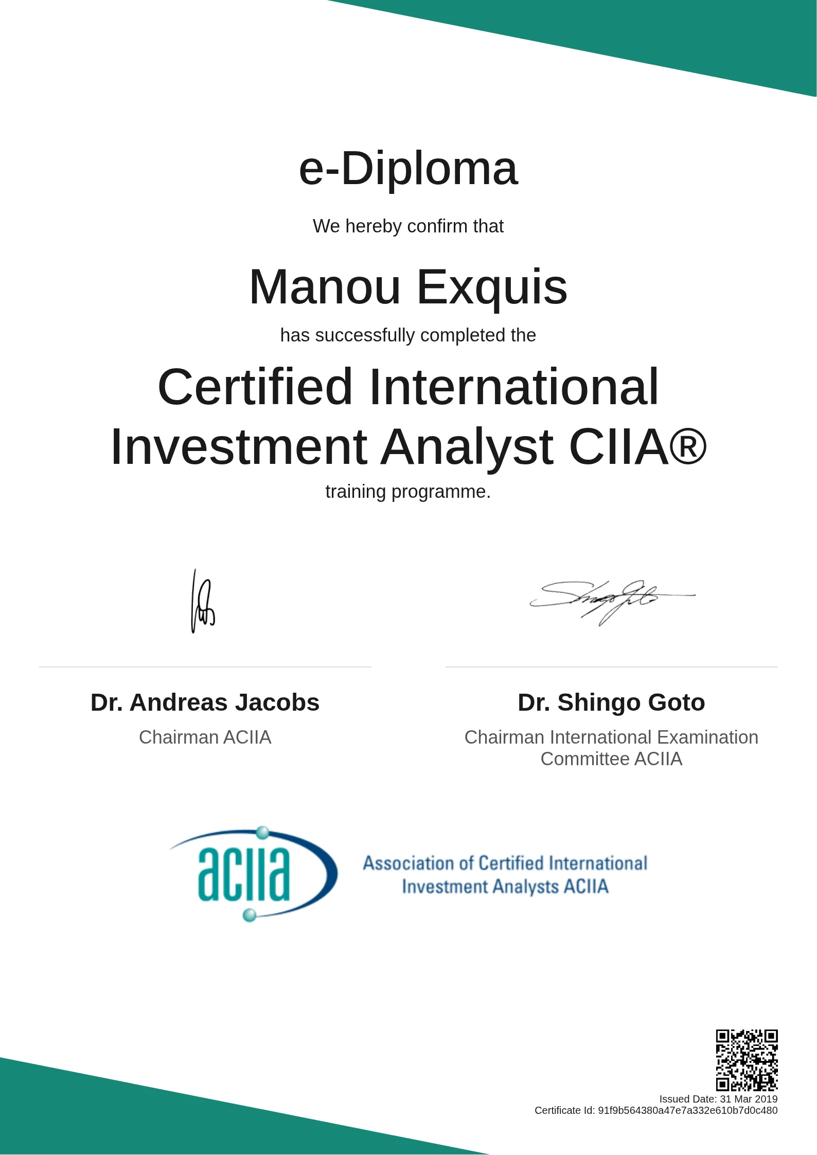 Manou Exquis | Certified International Investment Analyst CIIA®